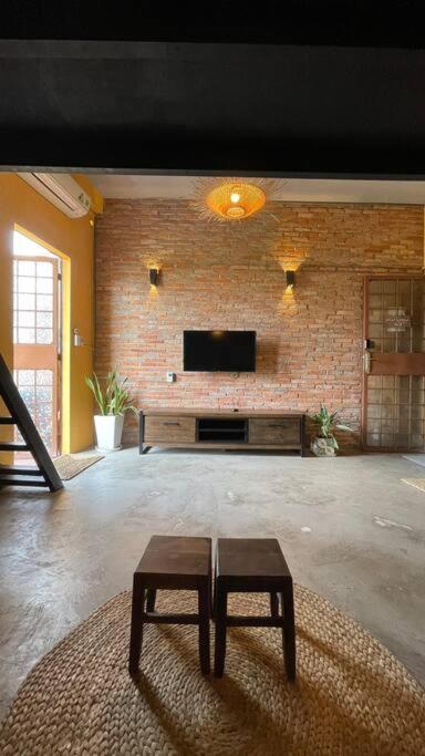 Stay&chill - S.2: Cozy 3 Minute Walk To Bui Vien
