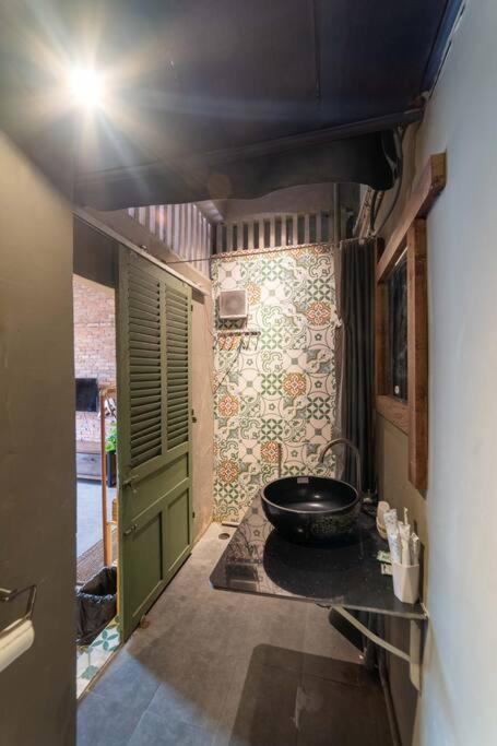 Stay&chill - S.2: Cozy 3 Minute Walk To Bui Vien Apartment Ho Chi Minh City