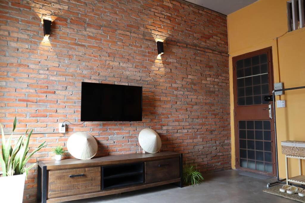 Stay&chill - S.2: Cozy 3 Minute Walk To Bui Vien * Ho Chi Minh City